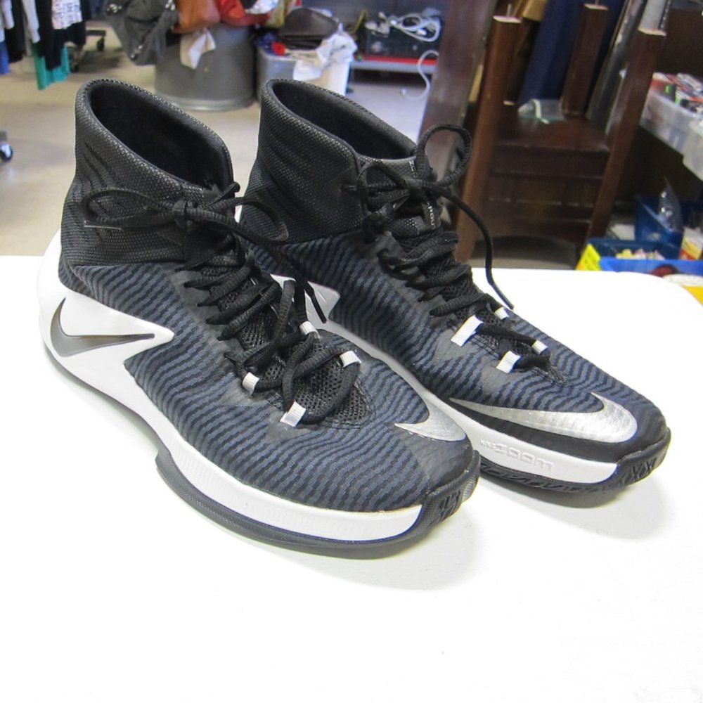 Nike Zoom Clear Out TB Men's 8.5 Black/White Hi Top Basketball Shoe's 844372-002